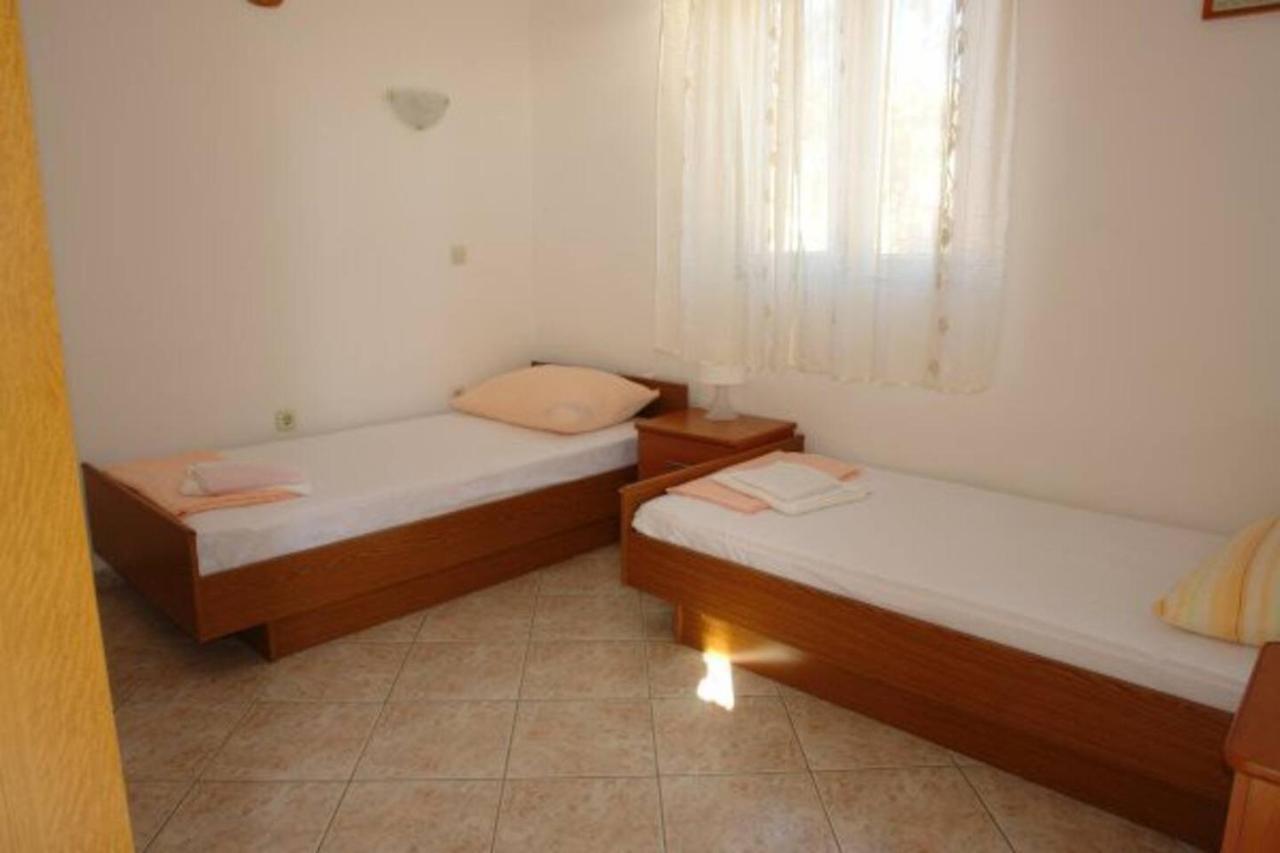 Apartments Davorka Šimuni Екстериор снимка
