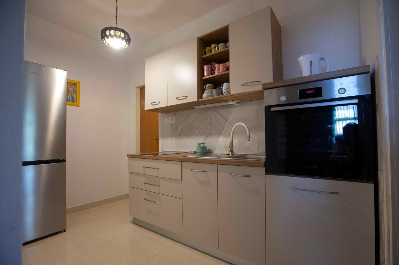 Apartments Davorka Šimuni Екстериор снимка